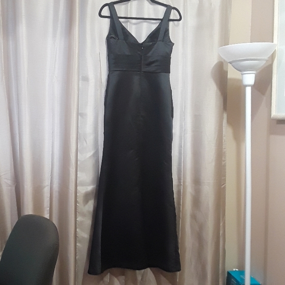 Bill Levkoff Mermaid Gown - Picture 5 of 6